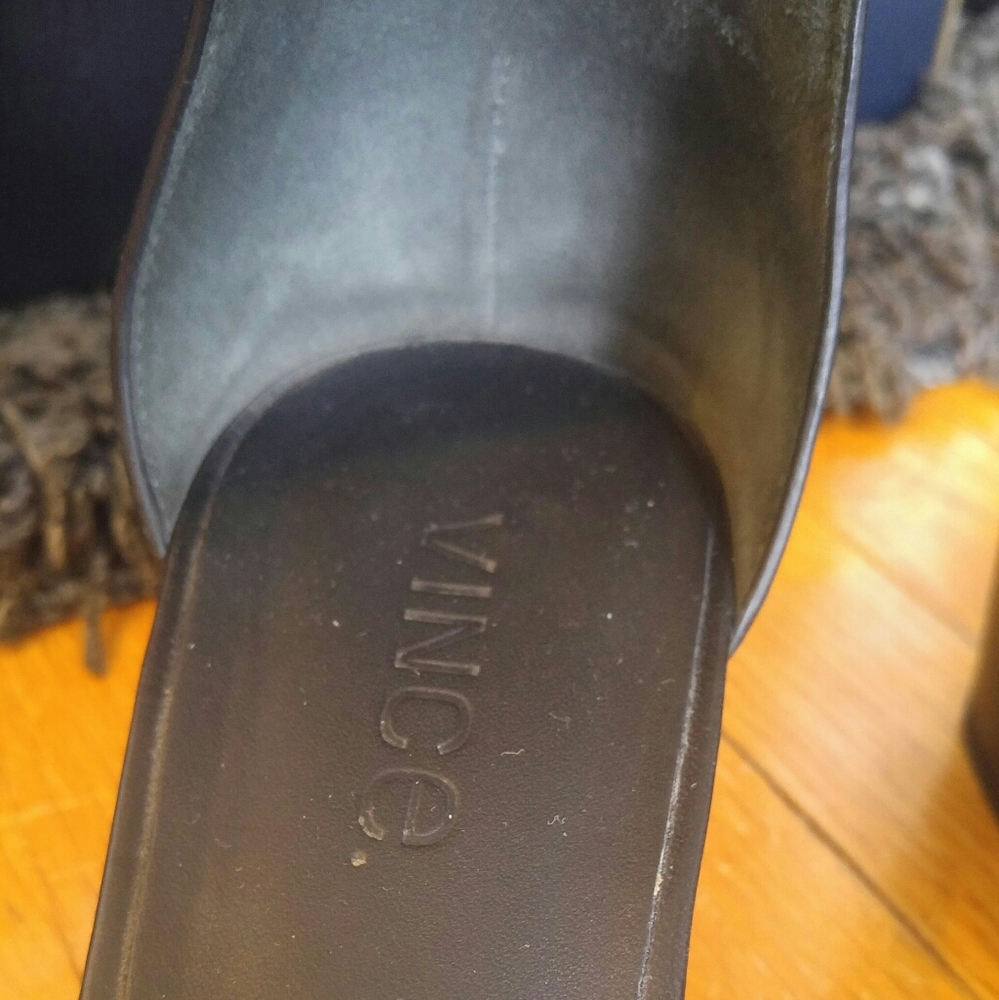 ⛔SOLD⛔ VINCE Black Ankle Strap Block Heel Sandal - Picture 7 of 11